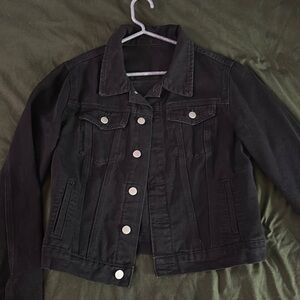 Black denim jacket women’s size 6